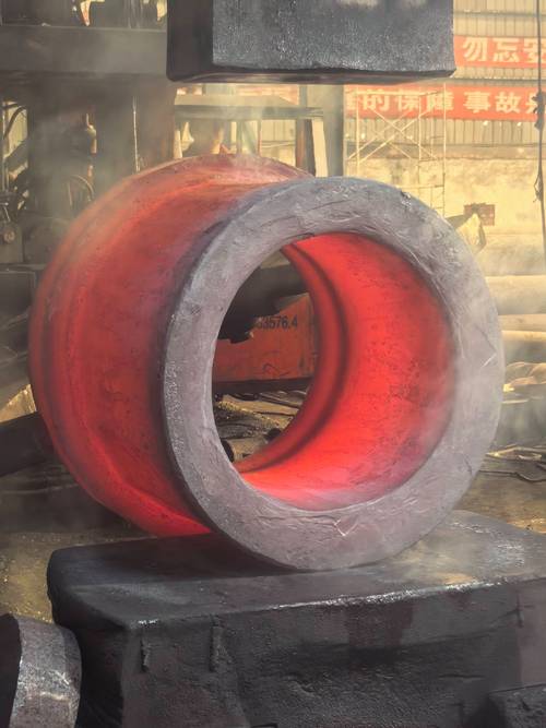 庆亮模具锻件品控能力持续增强 锻造行业的质量标杆
